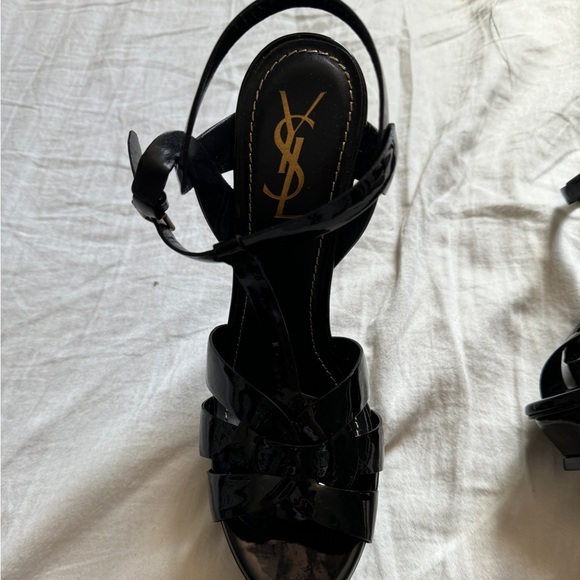 YSL Tribute 105 Sandal — Vitello Vernice Soft - Picture 4 of 8